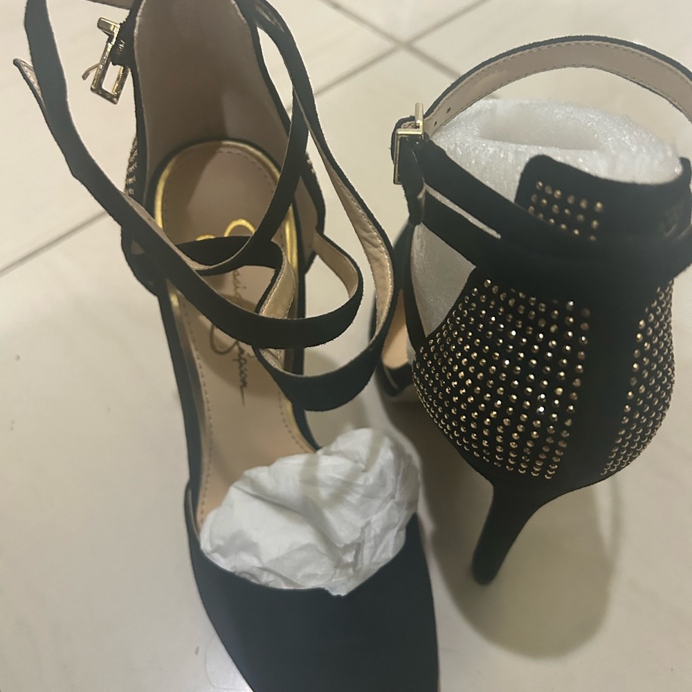 Beautiful black stilettos back with gold with straps heel  size 5”